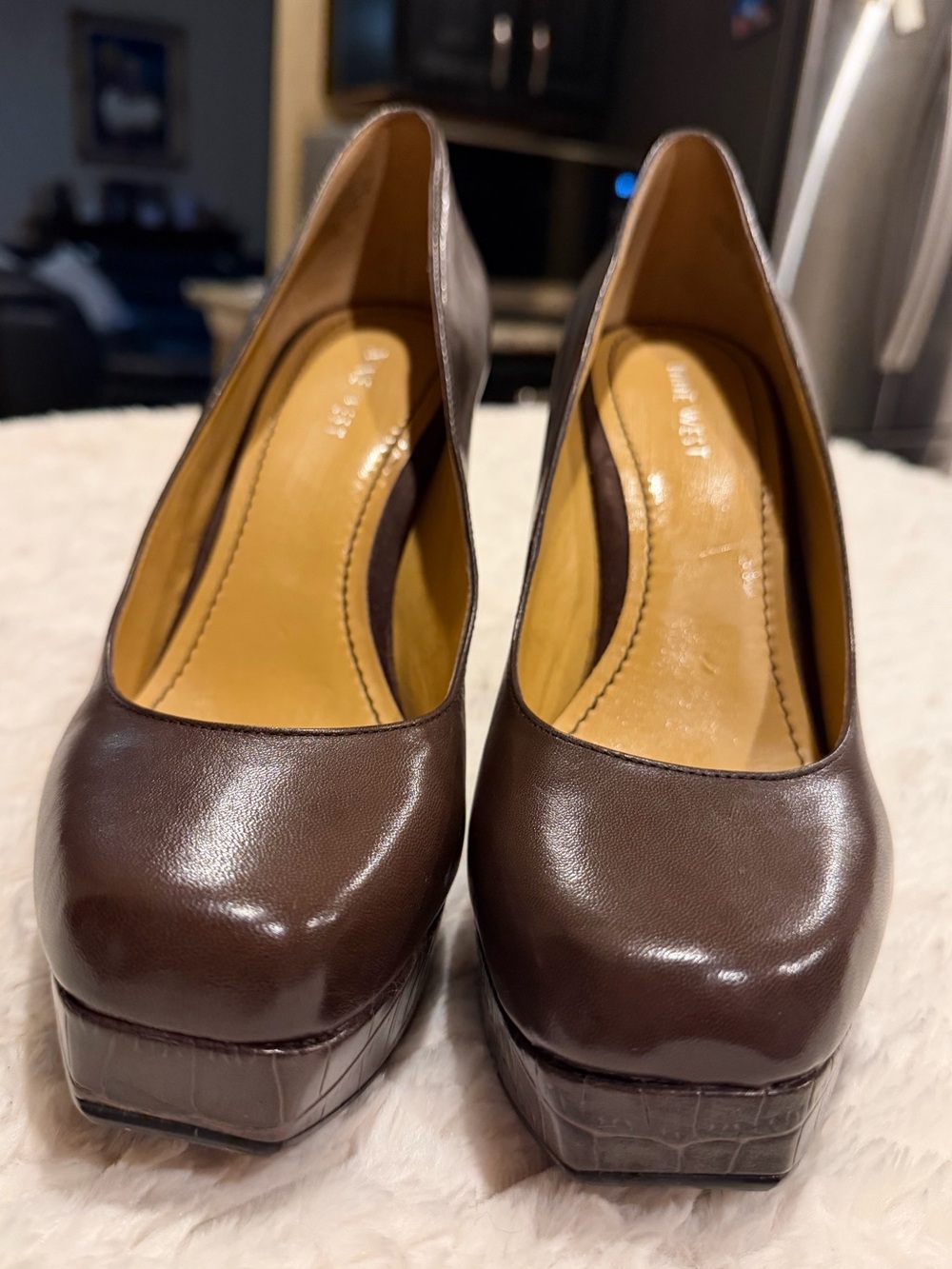 Nine West Chocolate Brown Leather High Heel Pumps w/Crocodile High Heel /Size 10